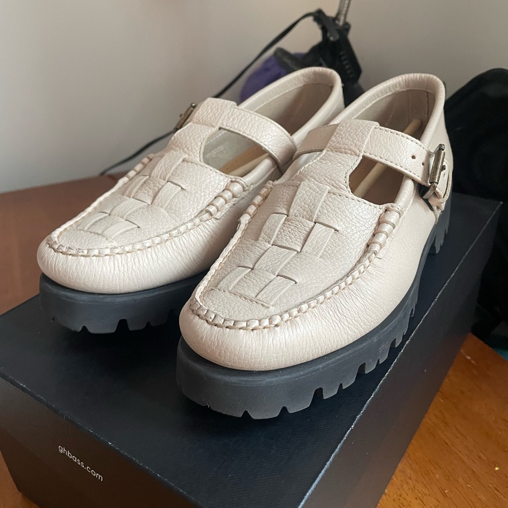 G.H. Bass & Co. Cream Loafers with Black Soles